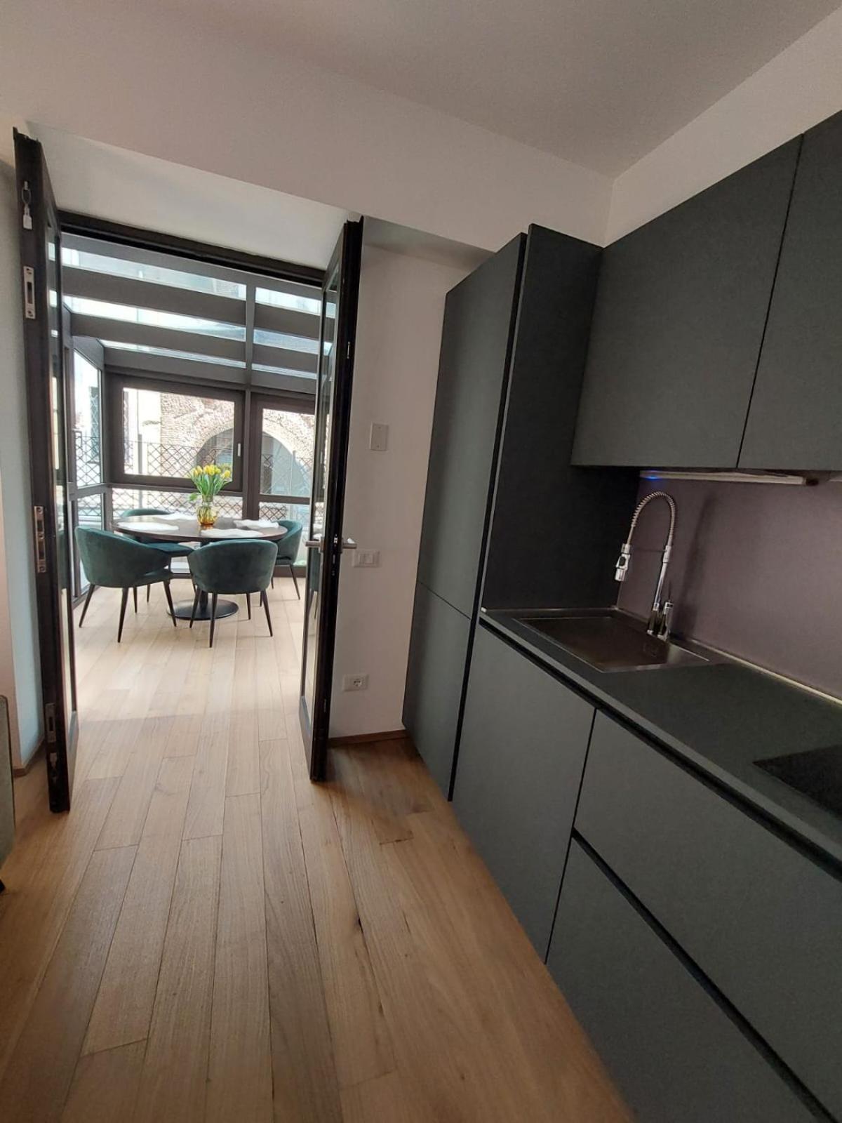 מילאנו Nj Hotels & Apartments San Pietro All'Orto 6 מראה חיצוני תמונה